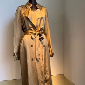 Burberry Silk trench coat